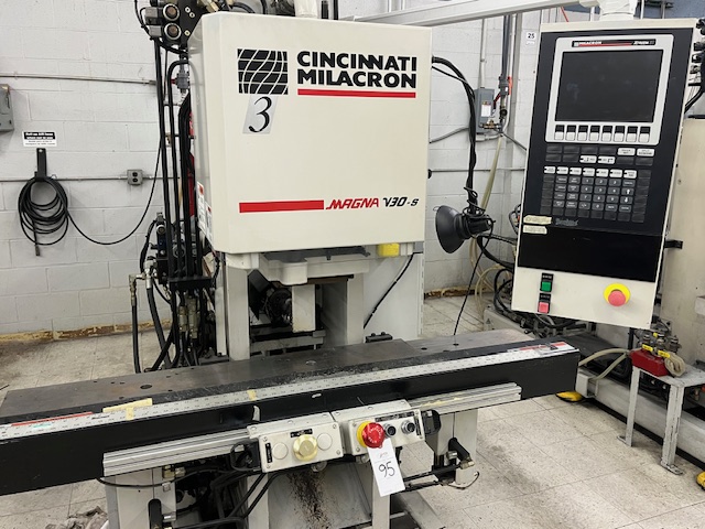 Used 2005 Cincinnati Milacron Magna V30-S Injection Molding Machines: Vertical