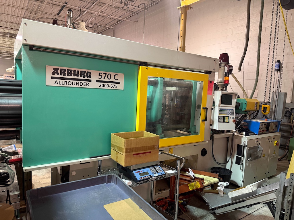 Used Arburg Allrounder 570 C 2000-675 Injection Molding Machines: Horizontal