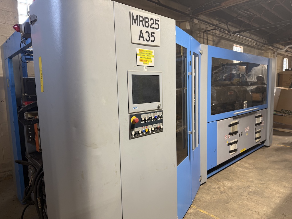 Used 2011 Sipa SFL 6/6 Blow Molding: Reheat & Stretch