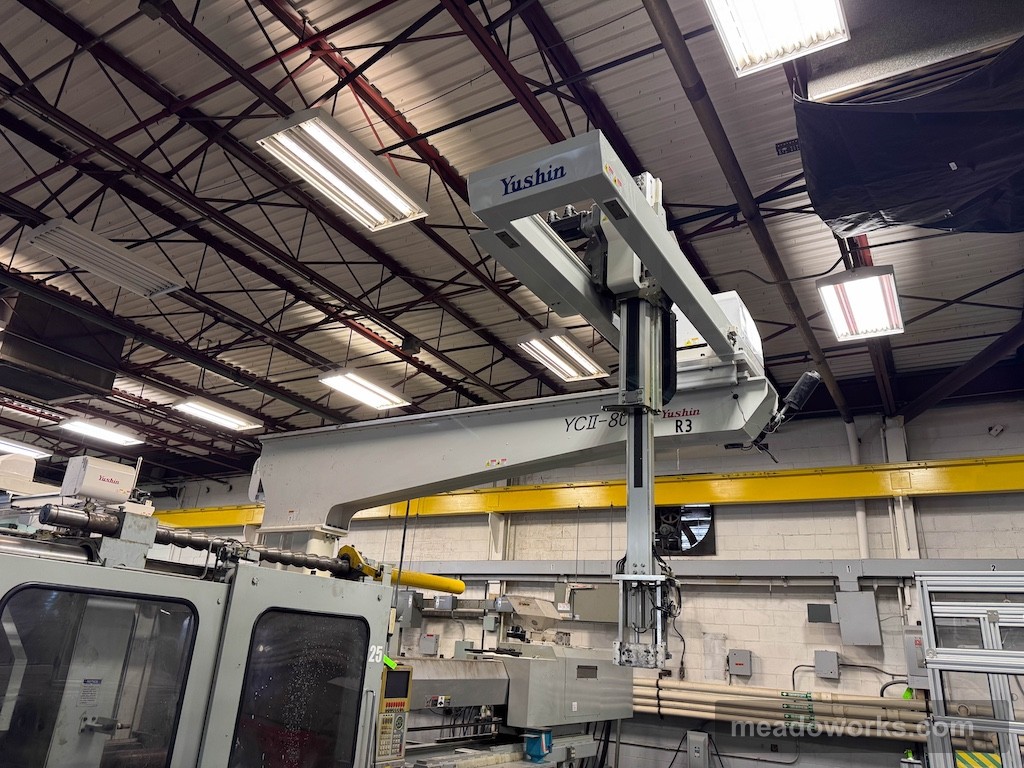 Used 2017 Yushin YCII-800S Robots