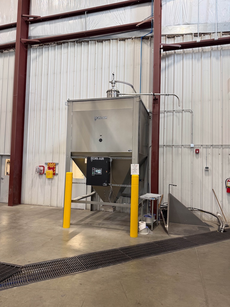 Used Dri-Air SB-275 Material Bins