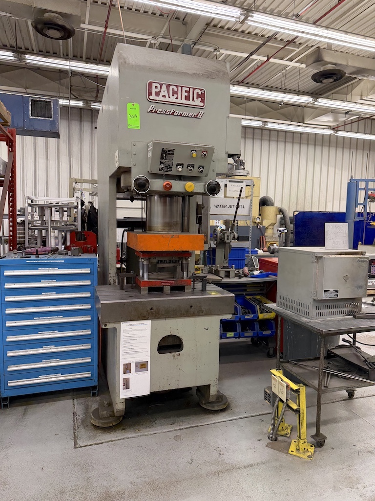 Used Pacific PressFormer II (200 DPF II) Presses, Hydraulic 4-Post