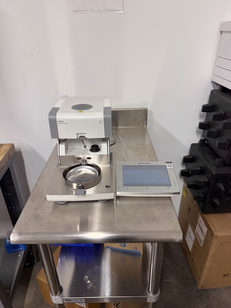 Mettler-Toledo HX204 Halogen Moisture Analyzer