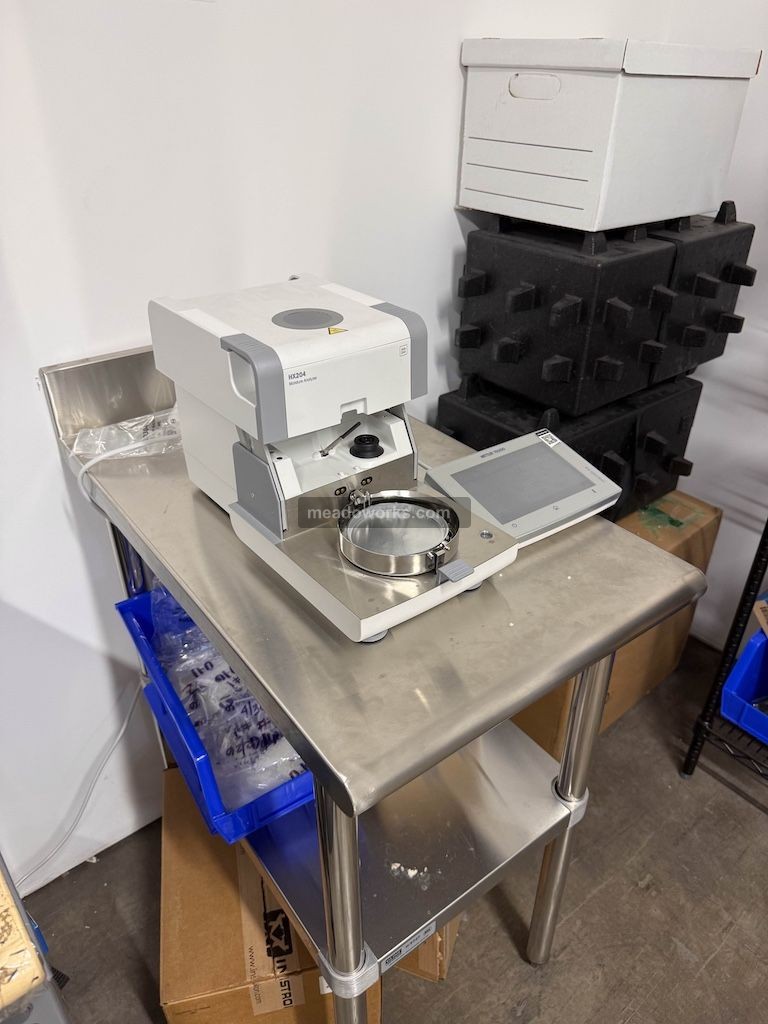 Mettler-Toledo HX204 Halogen Moisture Analyzer - Image 2