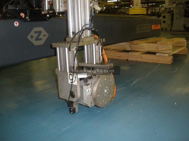 2000 Wittmann W450 - 1045-2.jpg