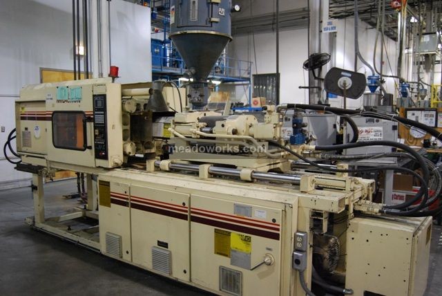 1990 Cincinnati Milacron VT110-7 - 1094-1.JPG