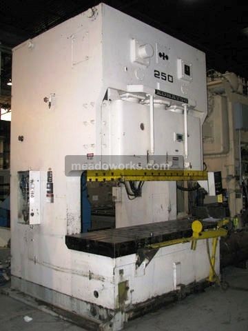 1984 Komatsu OBW250 Geared-Design, Double Crank, Gap Frame Press - 1259-1.jpg