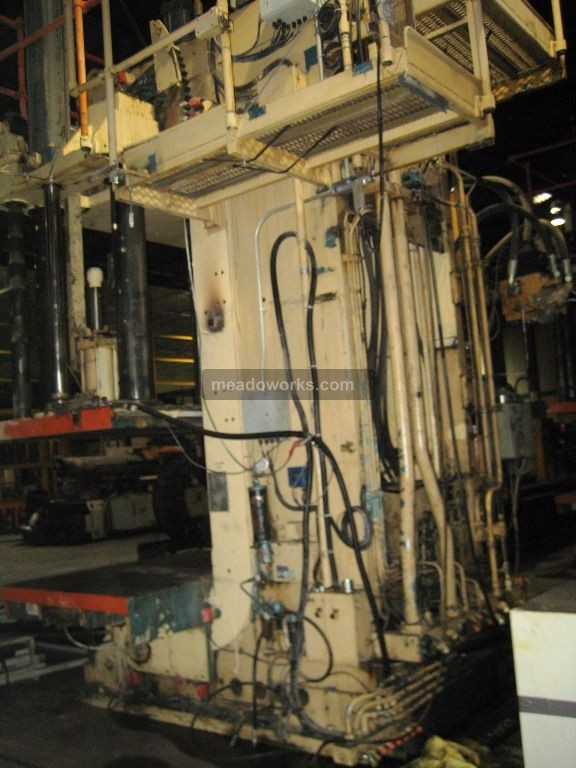 Cincinnati Milacron RIMM125 Reaction Molding Press - 1515-1.JPG