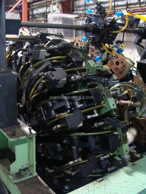 1993 Toyo BMSR-VP-1400 x 260HD Six-Layer Extrusion, 18-Station Rotary Wheel Continuous Automatic Bottle Blow Molder - 1712-4.jpg