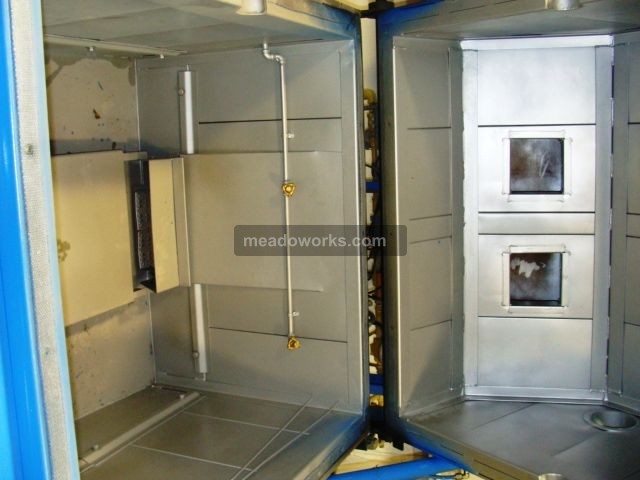 2002 Ferry M-40PC Single Station Clamshell-Style Rotational Molding Machine - 1754-1.jpg