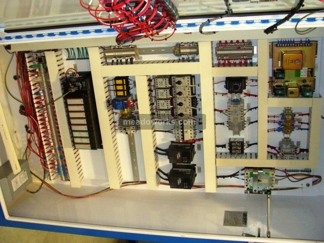 2002 Ferry M-40PC Single Station Clamshell-Style Rotational Molding Machine - 1754-12.jpg