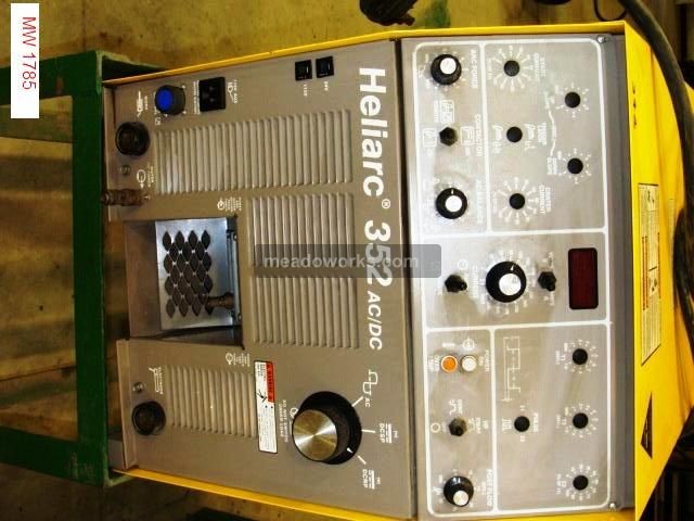 ESAB Heliarc 352 EN 60 974-1 - 1785-1.jpg