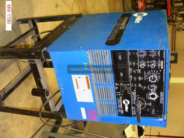 Miller Millermatic Syncrowave 250 Arc Welding Power Source - 1786-0.jpg