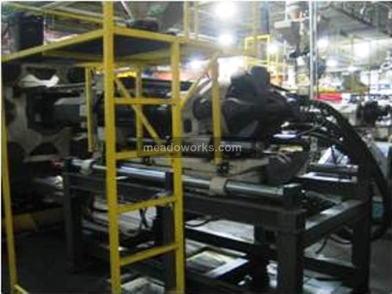 1996 Cincinnati Milacron VT 725-140 - Full clamp rebuild in 2006 by Cincinnati Milacron - 1932-2.jpg