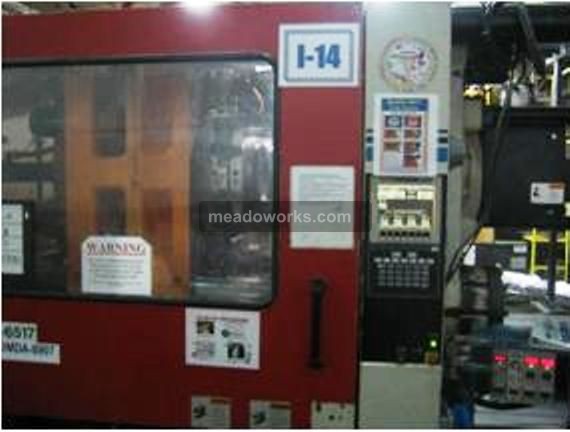 1996 Cincinnati Milacron VT 725-140 - Full clamp rebuild in 2006 by Cincinnati Milacron - 1932-3.jpg