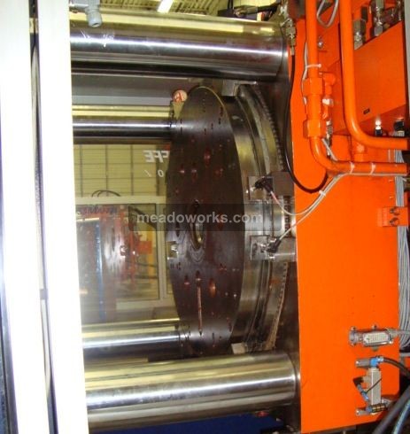 2000 Krauss Maffei 350-1900-520-C2 ( Inline Dual Shot) - 1963-3.JPG