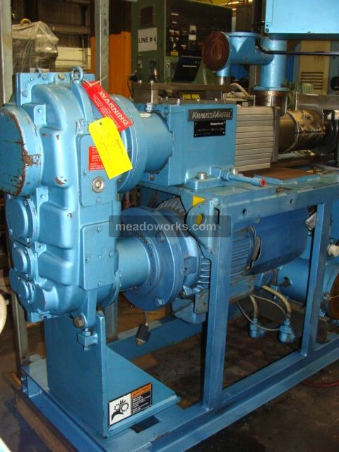 1996 Krauss Maffei KMD 2-40KK Twin Screw Counter Rotating - 1967-3.jpg