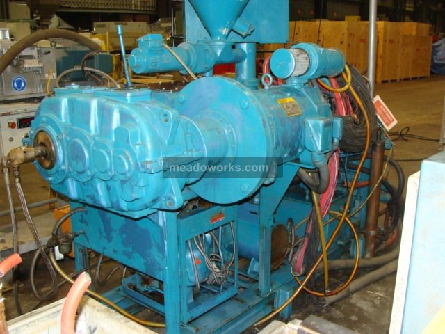 1987 Krauss Maffei KMD 2-50KK Twin Screw Counter Rotating - 1968-1.jpg