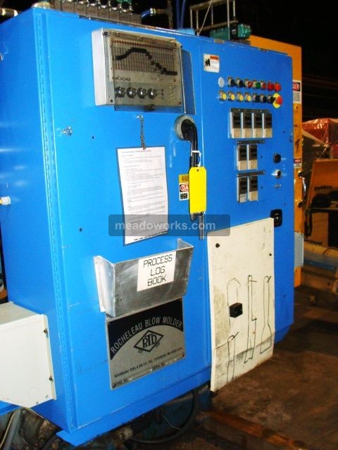 1995 Rocheleau R4 Reciprocating Screw Extrusion Blow Molder - 2140-4.jpg