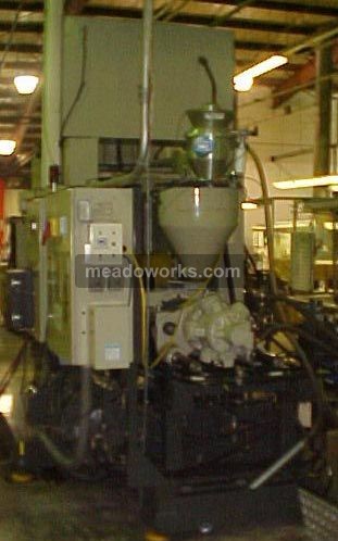 1998 Cincinnati Milacron WDCH-300 - 226-3.jpg