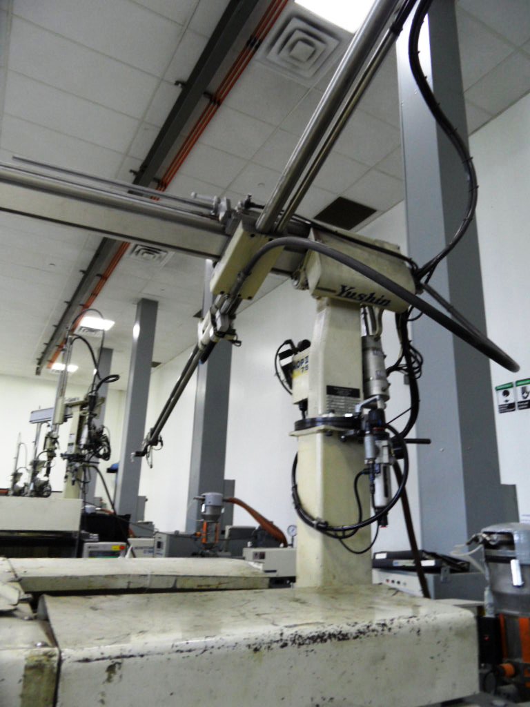 Yushin Sprue Picker HOPIII-a750 - 2401-0.jpg
