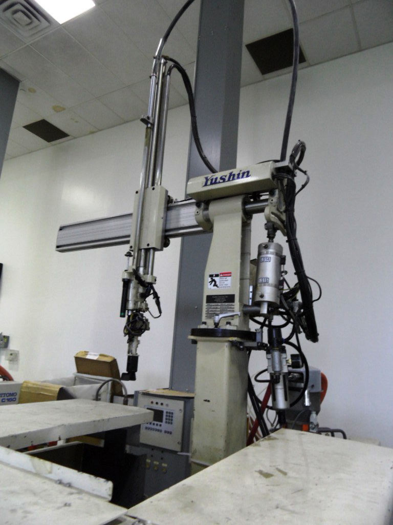 Yushin Sprue Picker HOPIII-750 - 2407-0.jpg