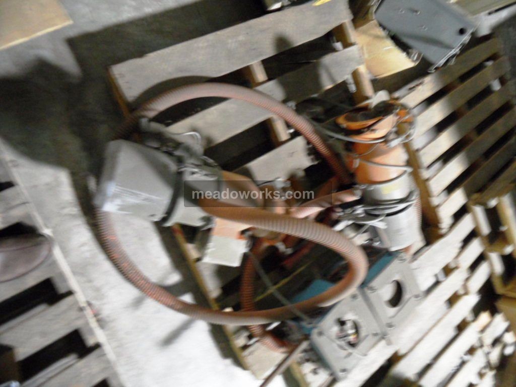 Mokon Vacuum Material Loader - 2445-0.jpg