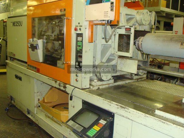 1992 Niigata NE250UA - 2498-3.JPG