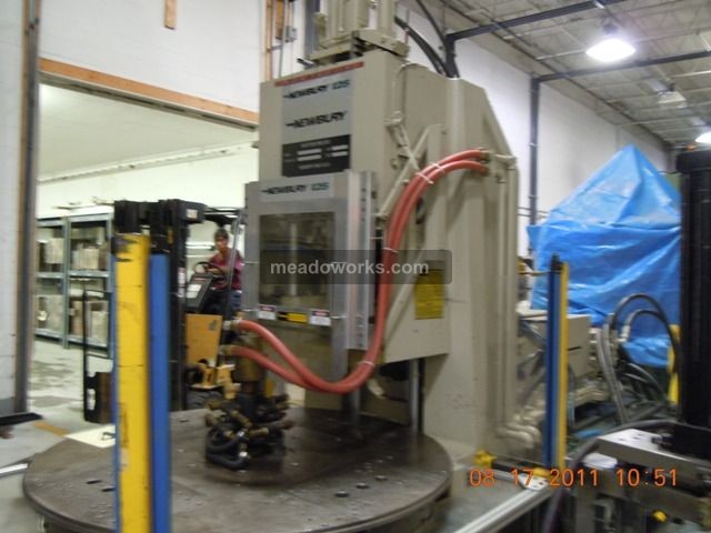 Newbury V9-125RS - 2589-1.jpg