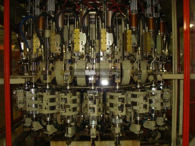 Sidel SBO 24/20 Reheat Stretch Blow Molder - 2592-2.JPG