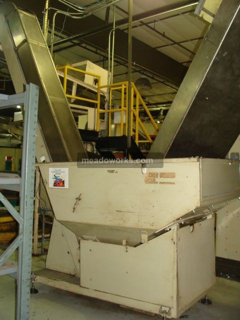 Sidel SBO 24/20 Reheat Stretch Blow Molder - 2592-4.JPG