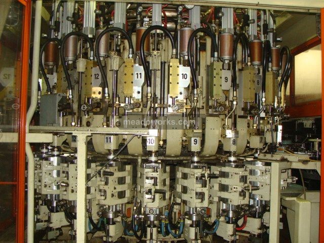 Sidel SBO 24/20 Reheat Stretch Blow Molder - 2593-2.JPG
