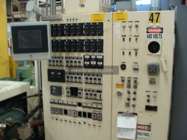 Nissei ASB-650 PET Injection One-Step Stretch Blow Molder - 2601-6.JPG