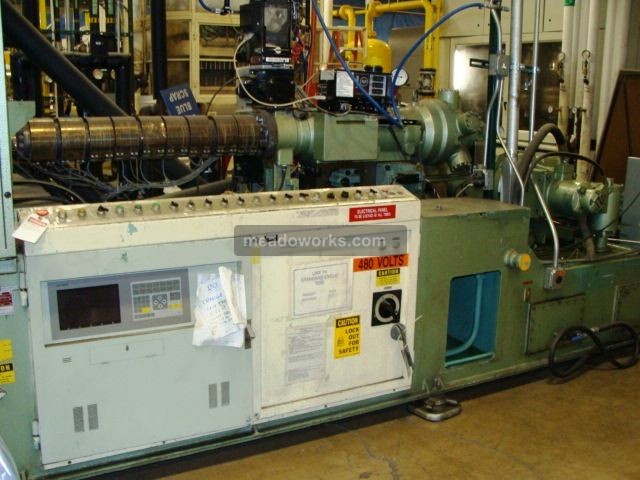 Aoki SBIII-500 PET Injection One-Step Stretch Blow Molder - 2602-3.JPG