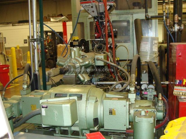 Aoki SBIII-500 PET Injection One-Step Stretch Blow Molder - 2602-4.JPG