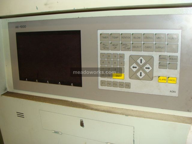 Aoki SBIII-500 PET Injection One-Step Stretch Blow Molder - 2602-8.JPG