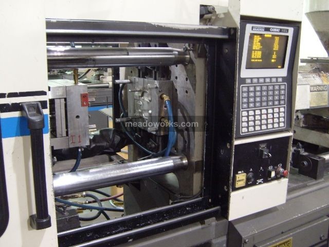 1992 Cincinnati Milacron VT110 - 2806-2.jpg