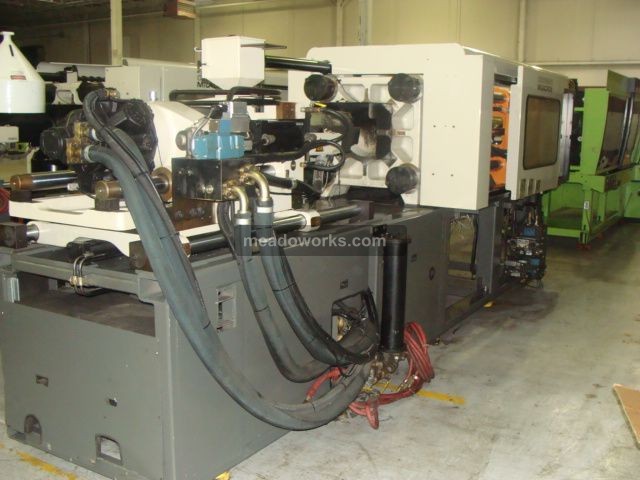 1998 Cincinnati Milacron VT220-20 - 2840-4.JPG