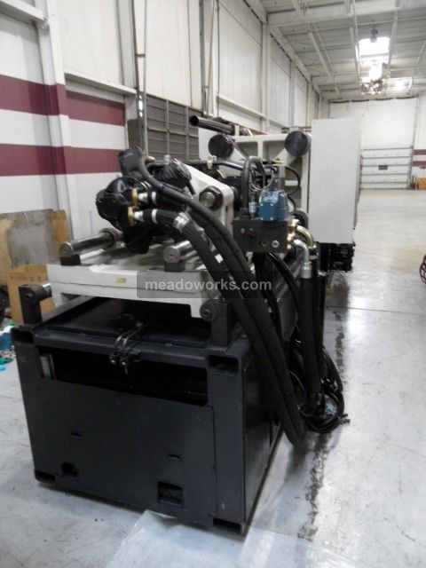1998 Cincinnati Milacron VT300-29 - 2842-2.jpg