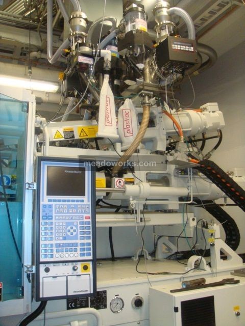 2011 Krauss Maffei Multinject CZWEN 180/700/390/700 - 3-Shot Twin Form - 2987-3.JPG