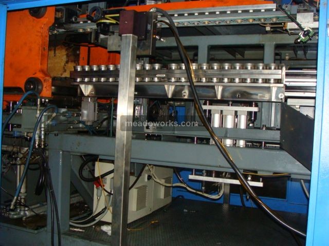 2003 Sipa ECS FX20/80 EVO PET Thermal Stretch Blow Molder - 3010-4.JPG