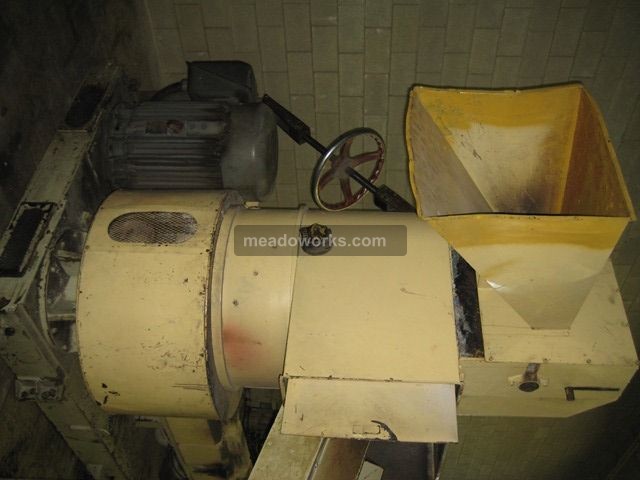 1998 YE-i Machinery YDR-1002 Pelletizing Line (Reclaim System) - 3059-8.JPG