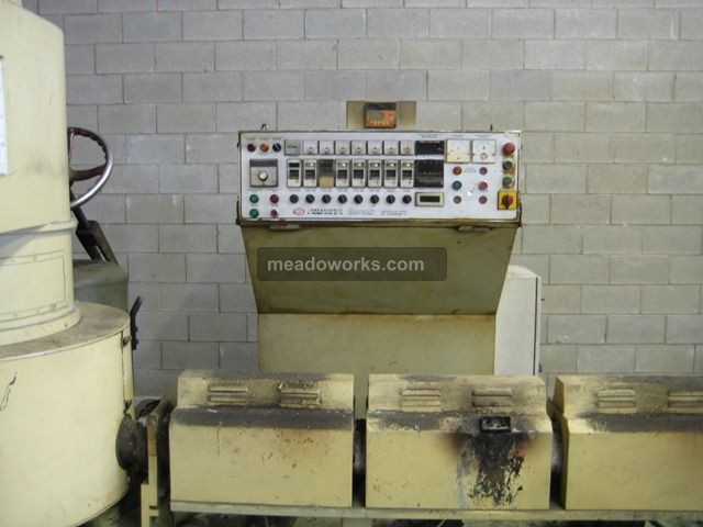1998 YE-i Machinery YDR-1002 Pelletizing Line (Reclaim System) - 3060-2.JPG