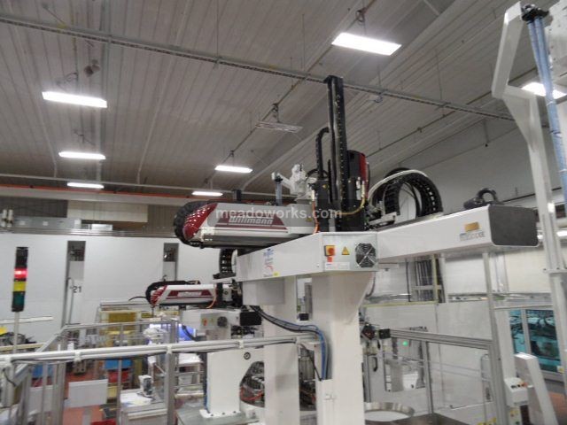 2010 Wittmann W832 - 3172-5.JPG