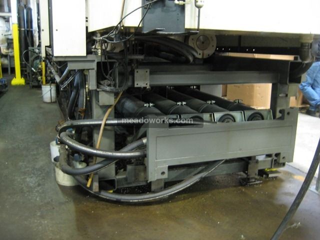 1995 Cincinnati Milacron VH725-85 - 3193-5.JPG