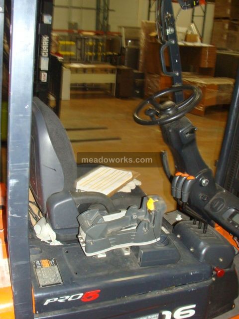 Doosan B16R-5 - 3216-4.JPG