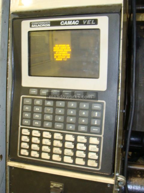1992 Cincinnati Milacron VT300-29 - 3250-5.JPG