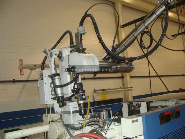 1999 Star XQ-6-60F Sprue Picker - 3295-1.JPG