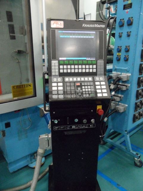 1994 Krauss Maffei KM 500-3000 B2 - 3387-4.JPG