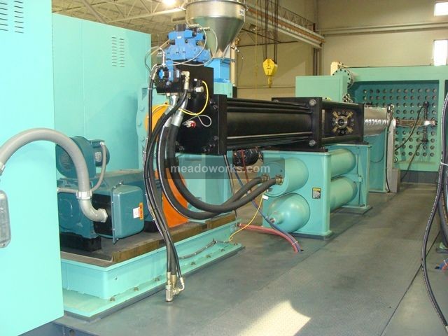 2011 Wilmington Machinery Lumina 1000 WP - Structural Plastics Injection Machine - 3483-95.JPG